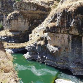 Fotos Qeswachaka - Vista panorámica del puente colgante